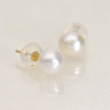 Boucles d'oreilles AÉLYS en Or 375/1000 et Perle Blanche - AE-B4PL0011