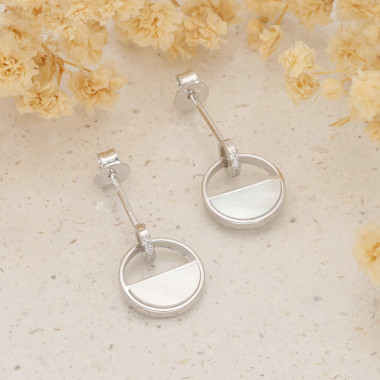 Boucles d'oreilles ÉCLAT DE LUNE en Argent 925/1000 avec Nacre et Oxydes - 1 cm - AE-B6NA0005